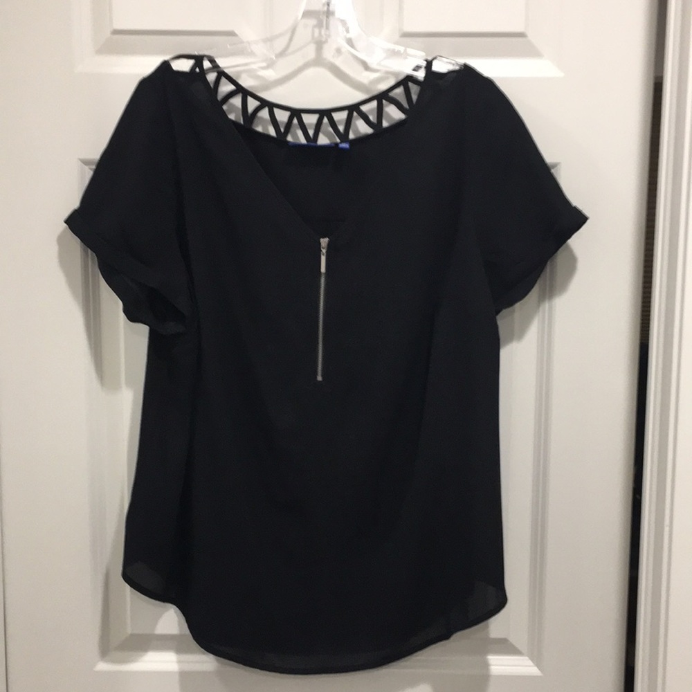 Black short sleeve blouse